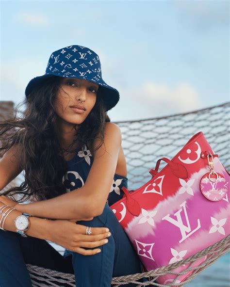 lv escale summer 2020|Louis Vuitton Escale 2020 Collection .